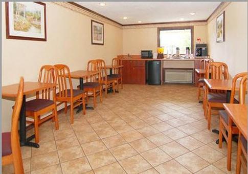 Americas Best Value Inn & Suites - Warren / Detroit