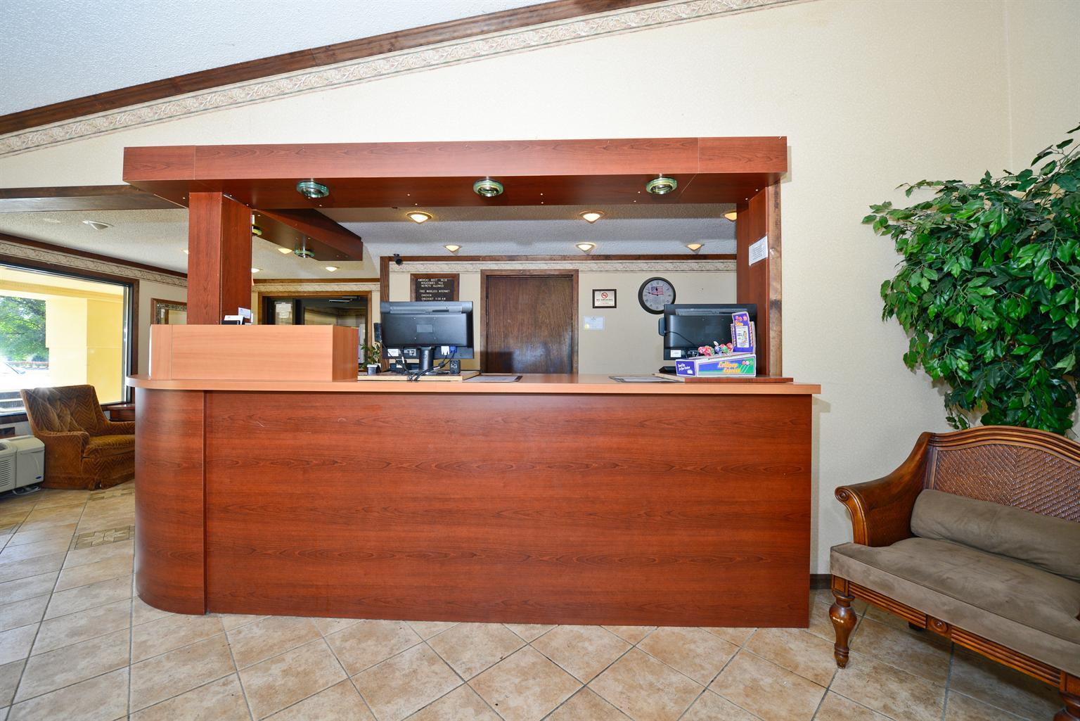 Americas Best Value Inn & Suites - Warren / Detroit