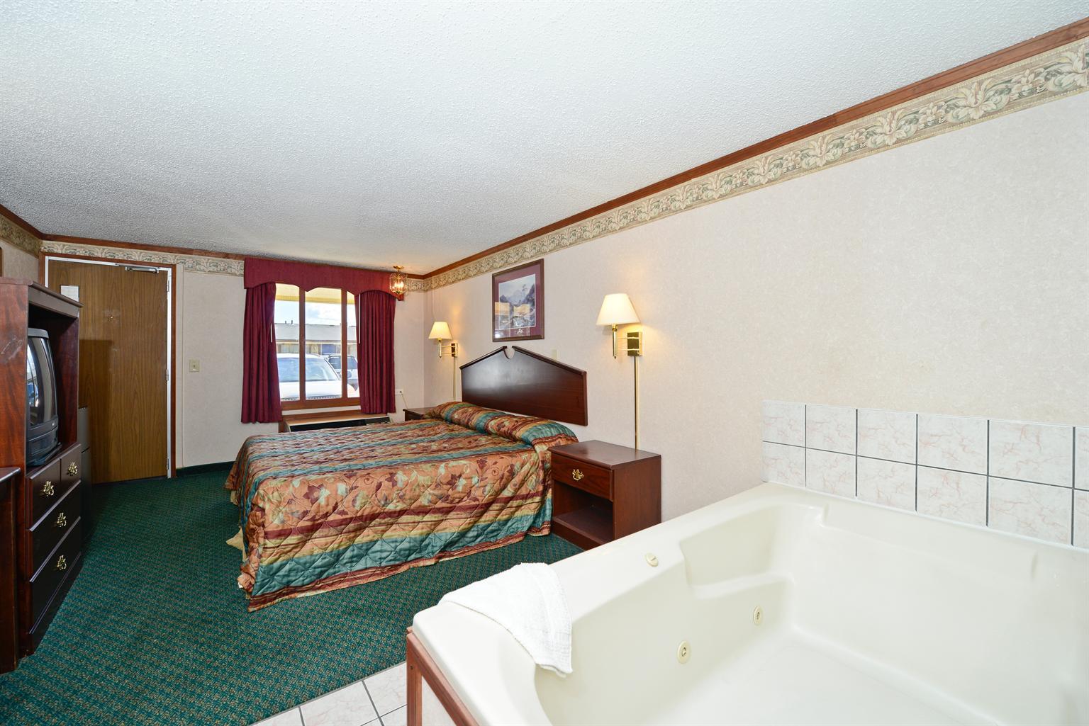 Americas Best Value Inn & Suites - Warren / Detroit