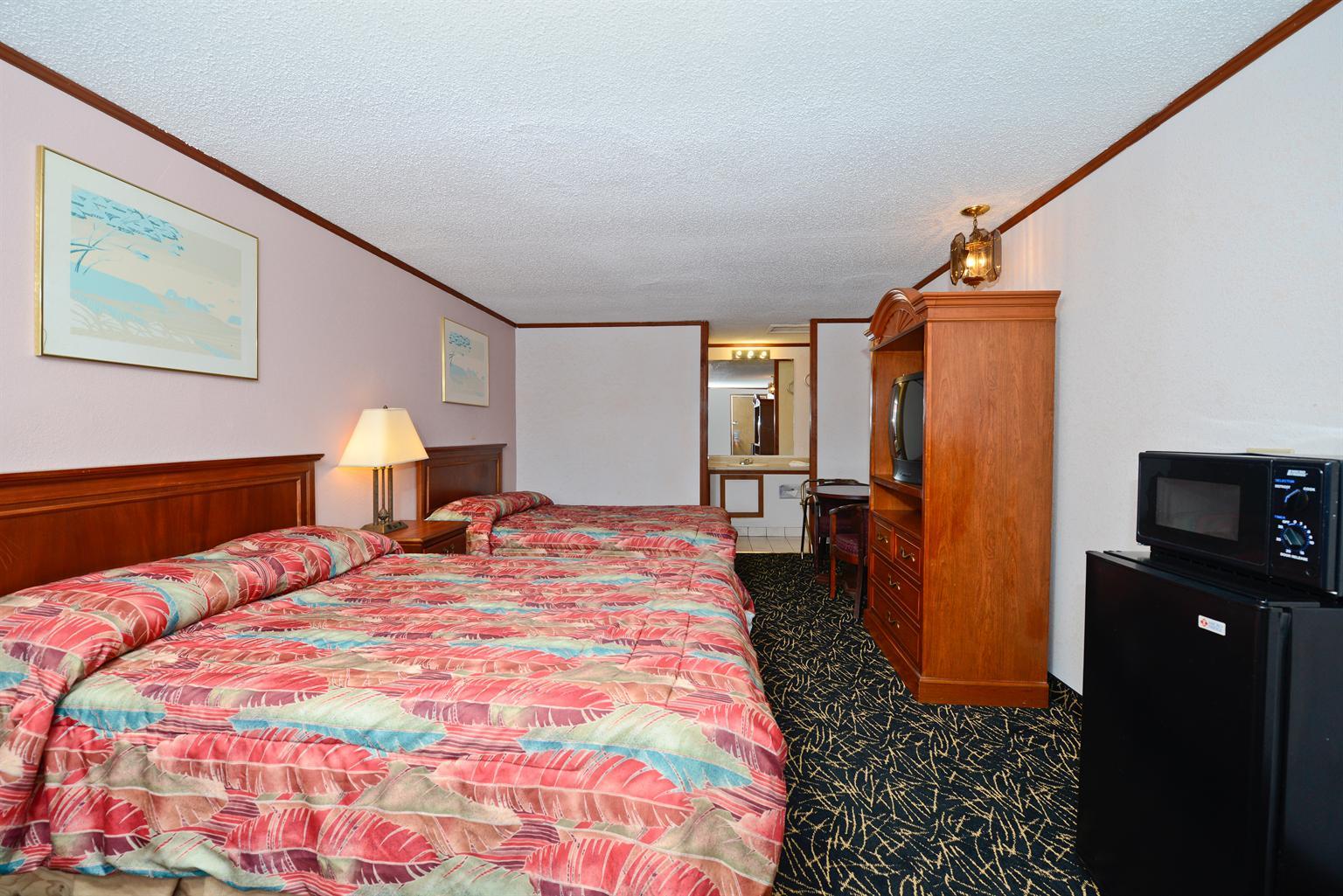 Americas Best Value Inn & Suites - Warren / Detroit