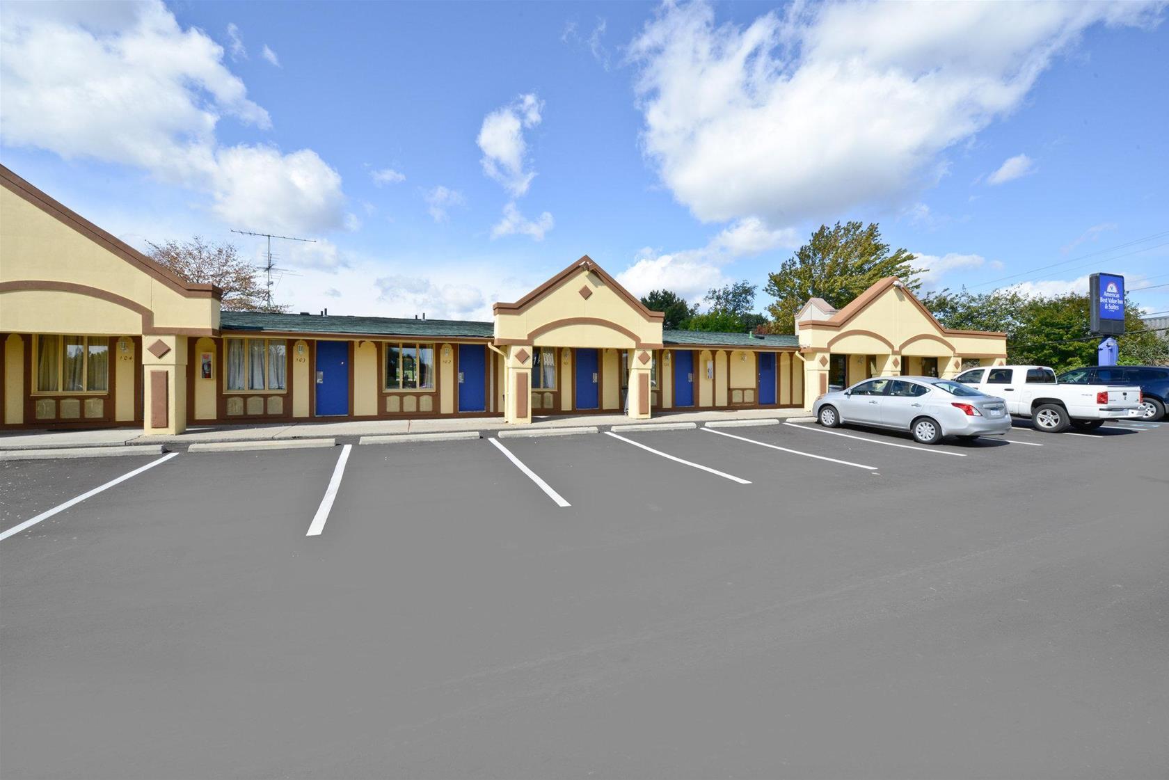 Americas Best Value Inn & Suites - Warren / Detroit