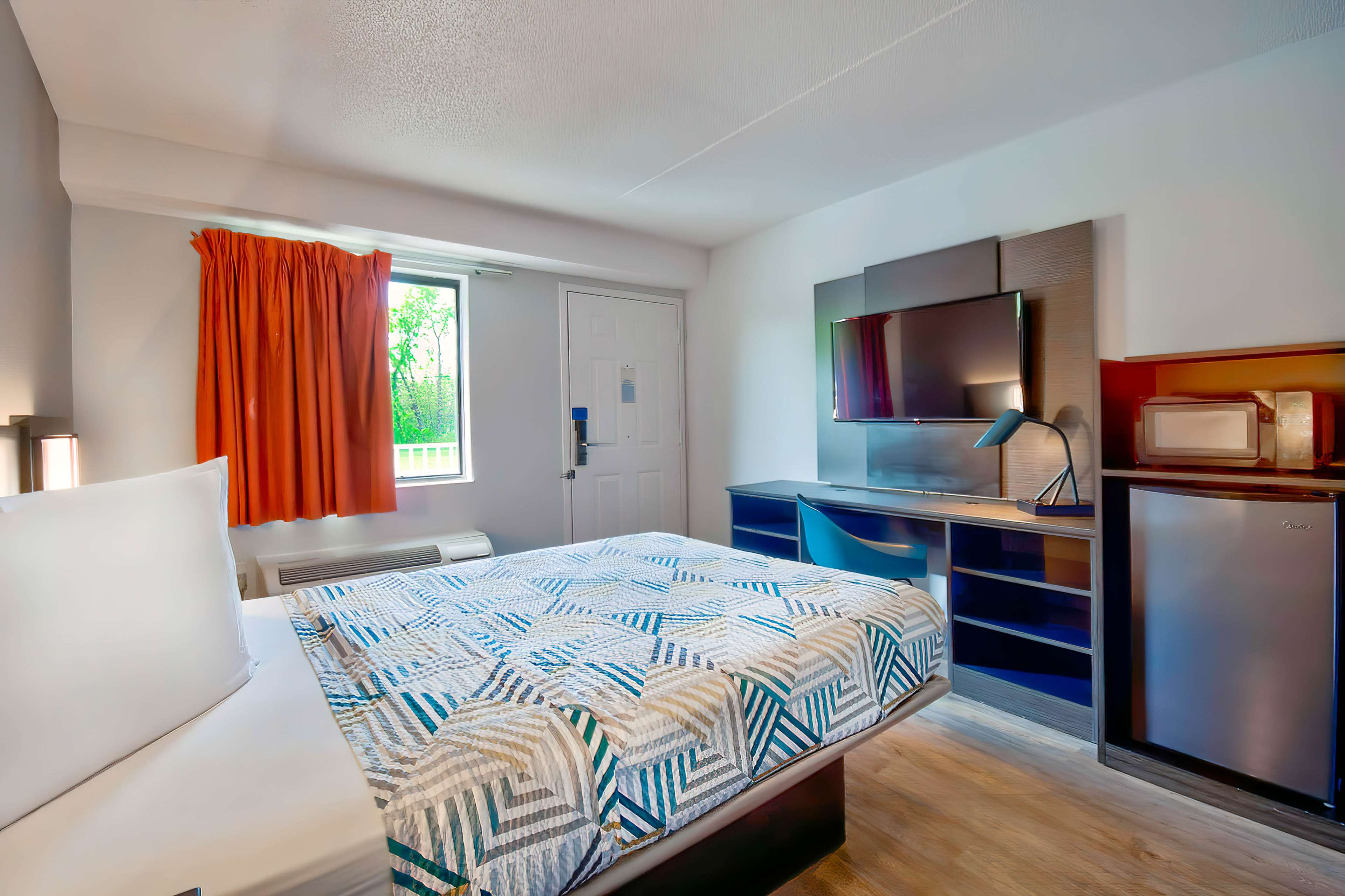 Motel 6 Detroit East Warren