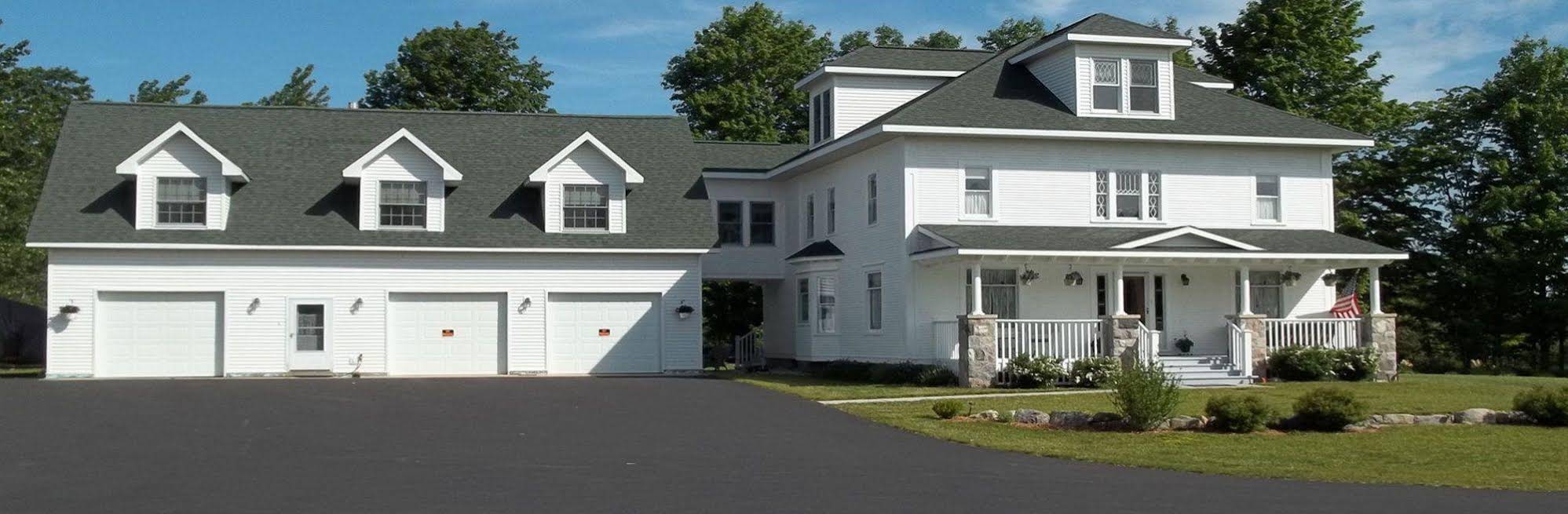 Yorkburg Manor Bed & Breakfast