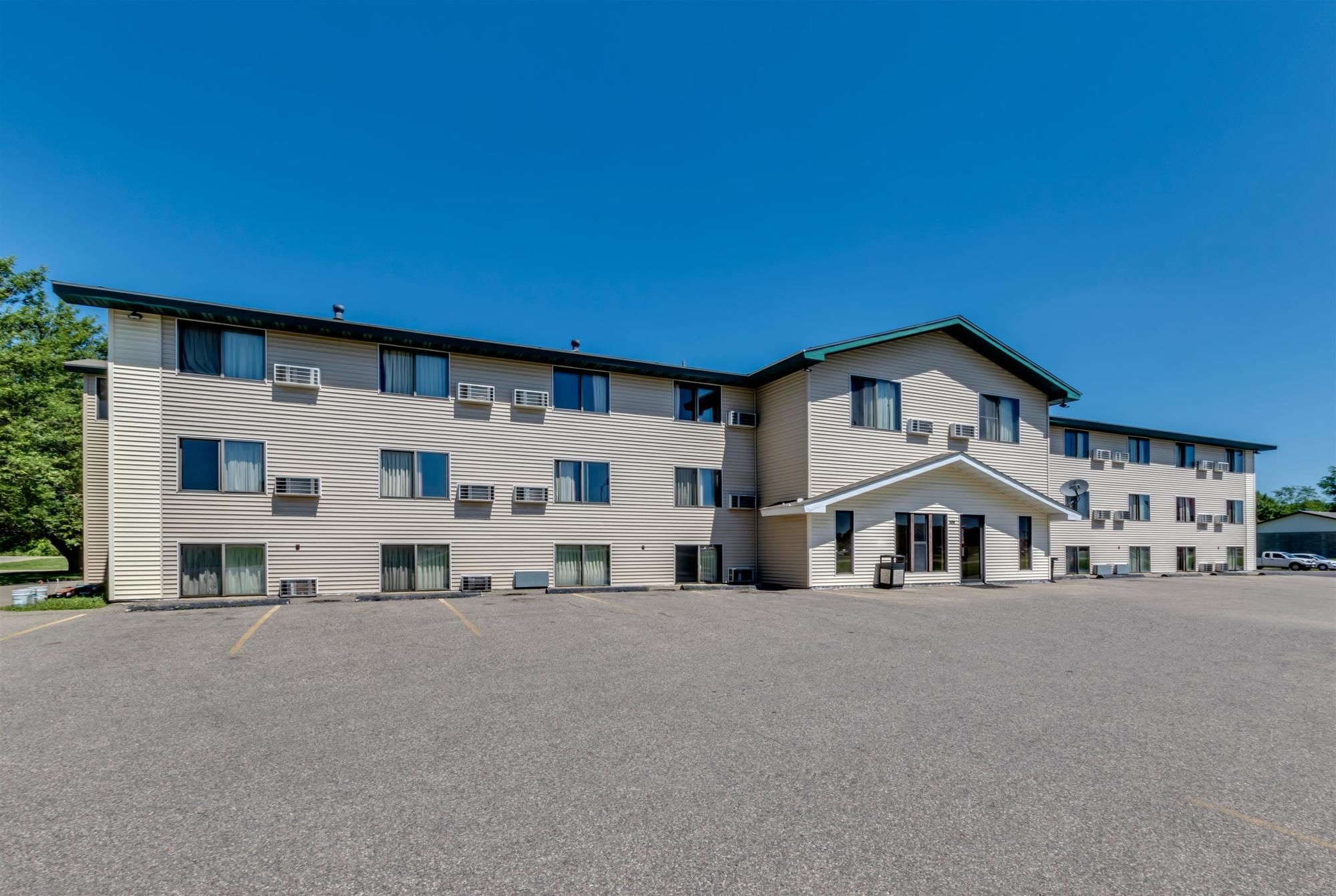 Motel 6 Albert Lea, MN