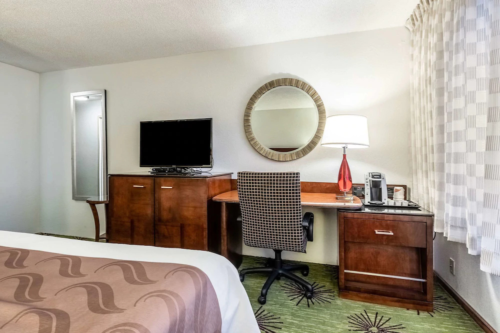 Quality Inn & Suites
