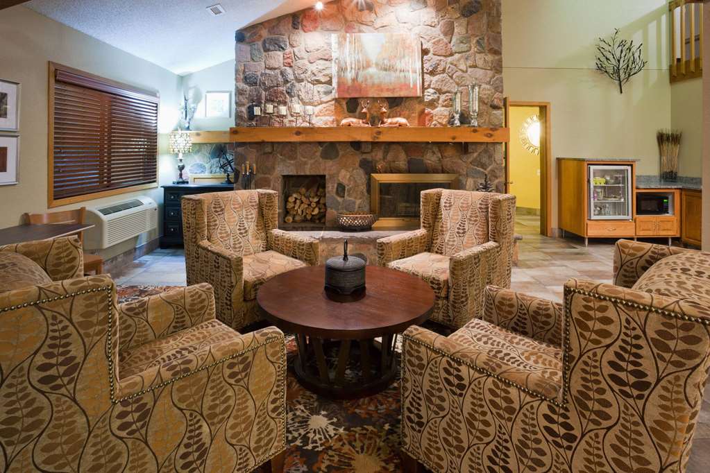 AmericInn by Wyndham Alexandria