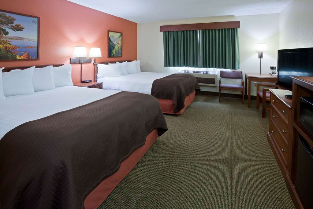 AmericInn by Wyndham Alexandria