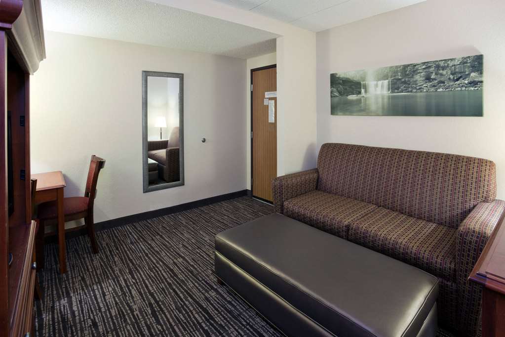AmericInn by Wyndham Alexandria