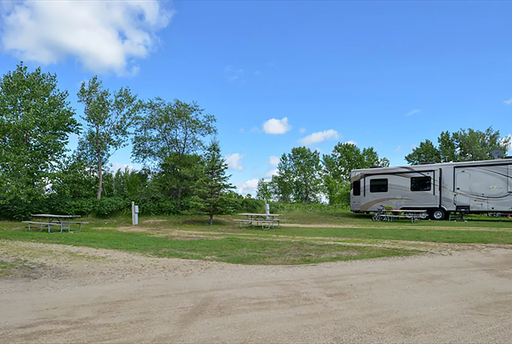 Cruise Inn RV Park & Lodging