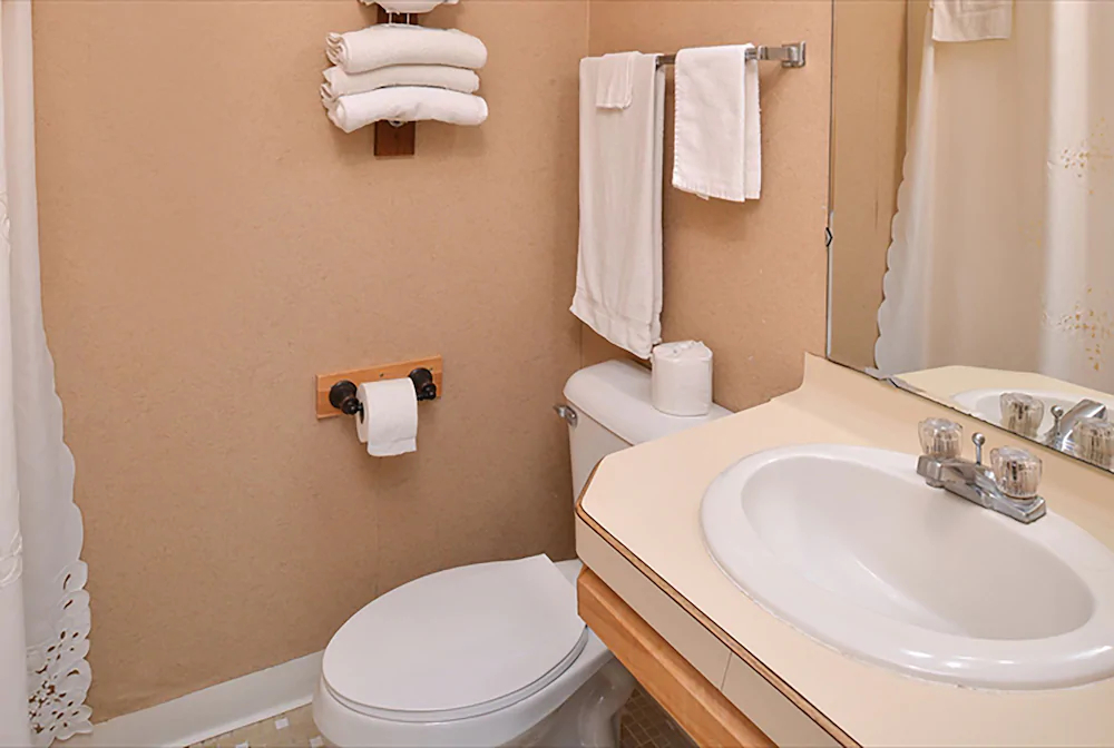Cruise Inn RV Park & Lodging