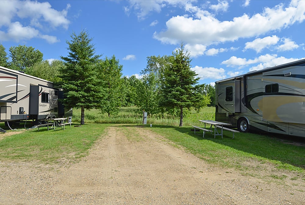 Cruise Inn RV Park & Lodging