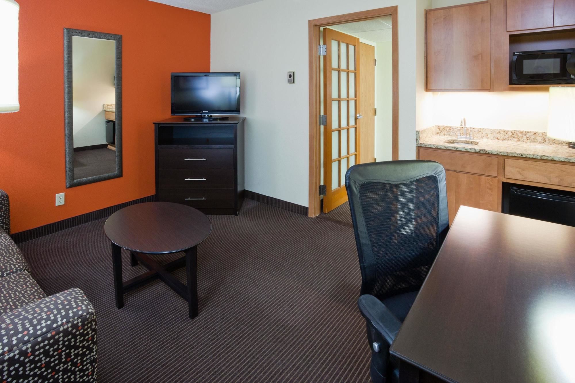 AmericInn by Wyndham Apple Valley