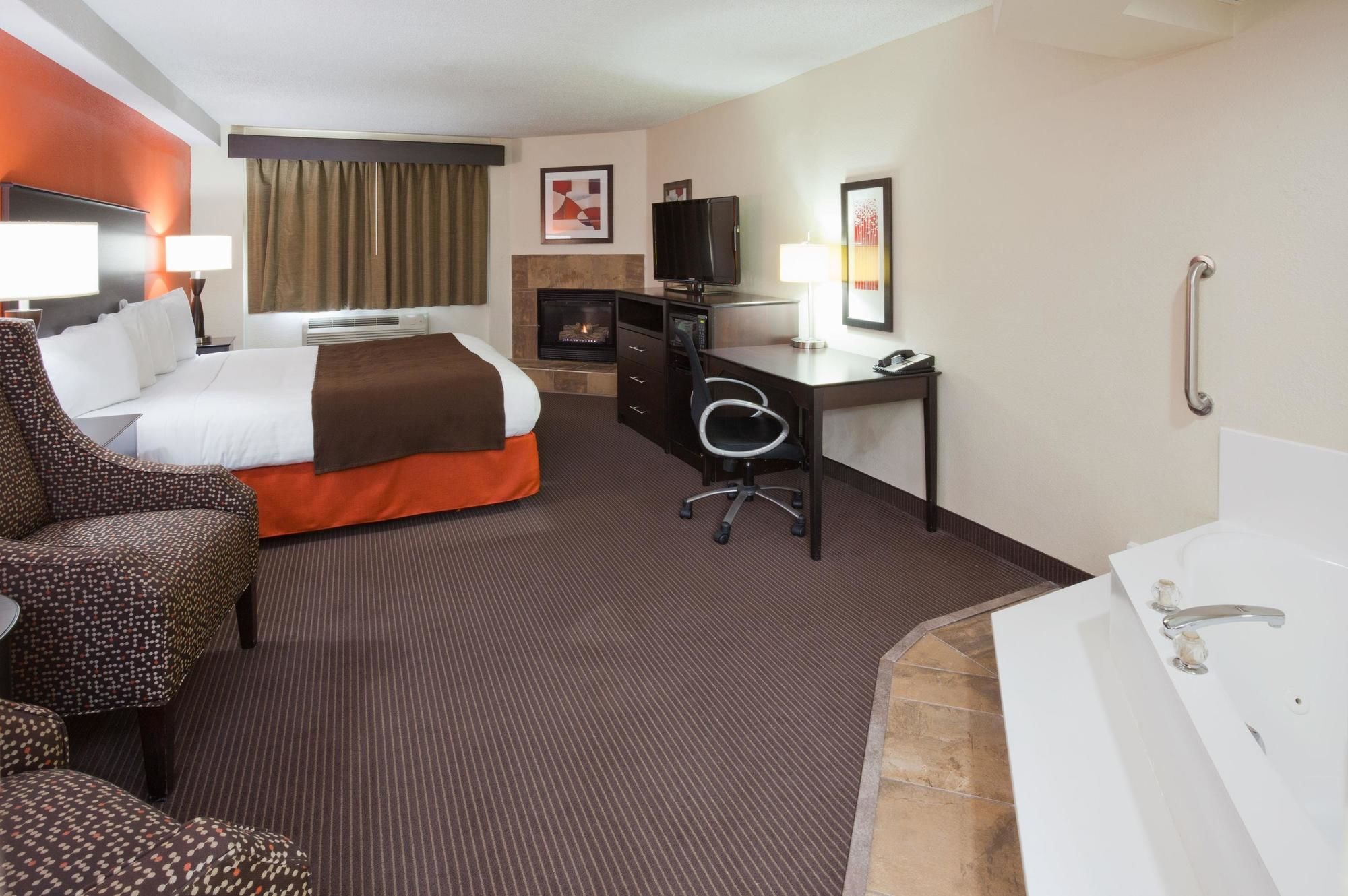 AmericInn by Wyndham Apple Valley