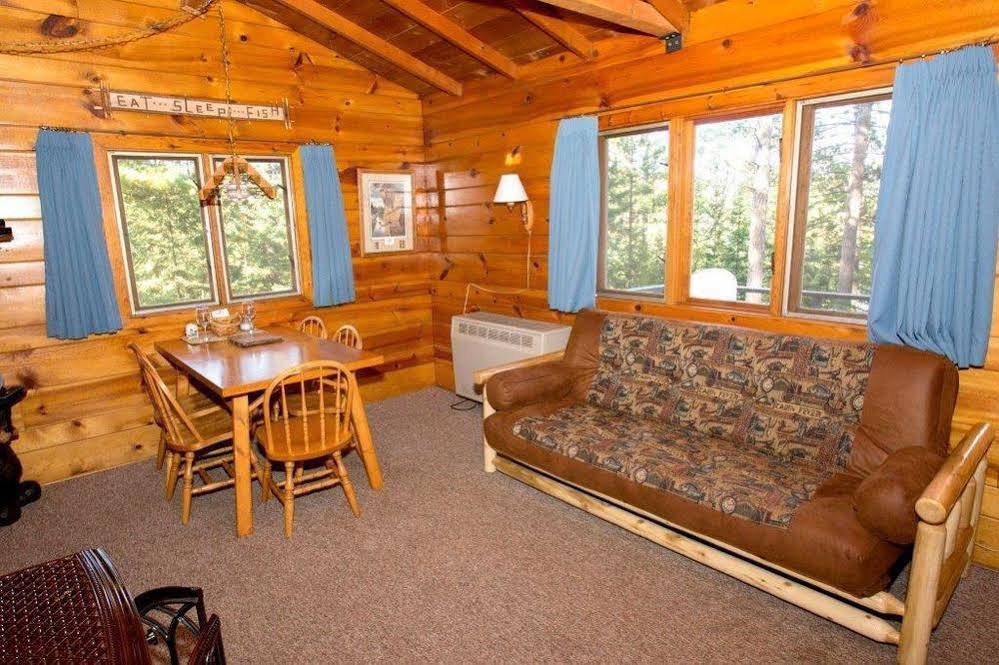 Timber Bay Lodge And Houseboats