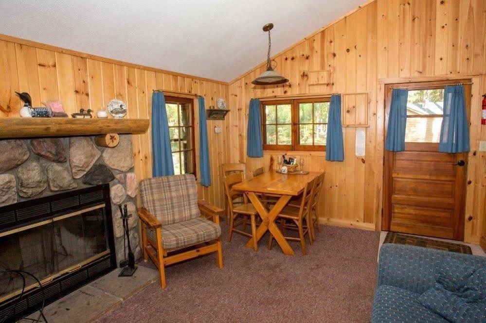 Timber Bay Lodge And Houseboats