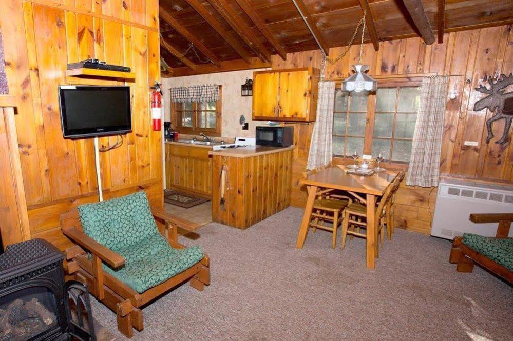 Timber Bay Lodge And Houseboats