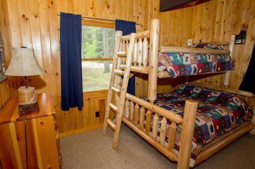 Timber Bay Lodge And Houseboats