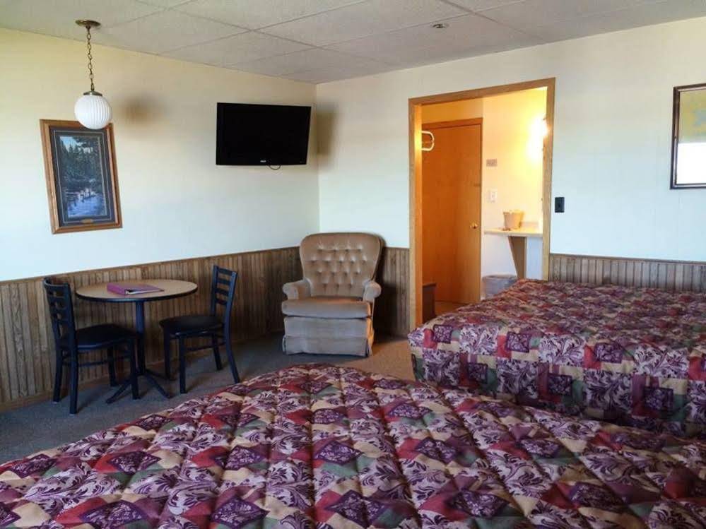 Sportsman's Lodge