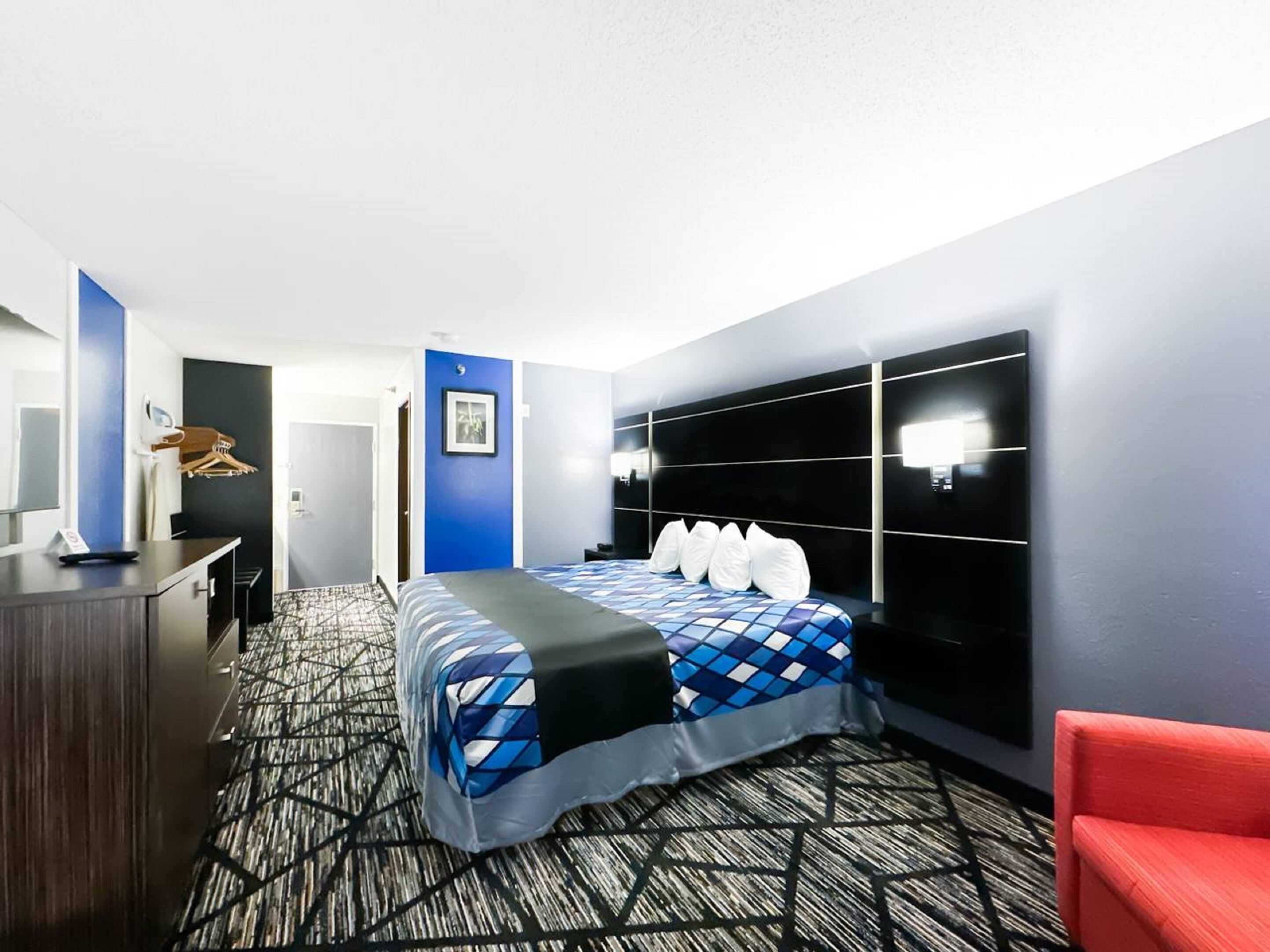 Coratel Inn and Suites Blaine