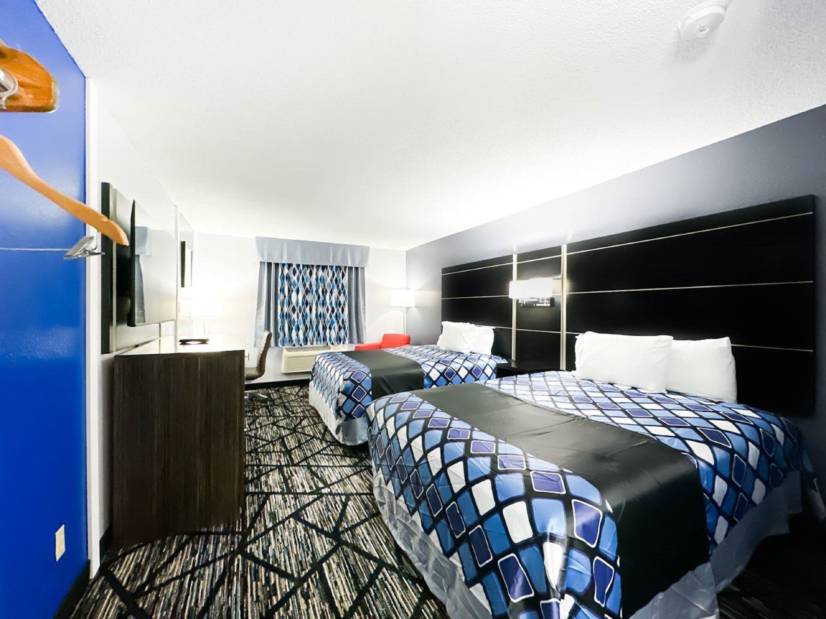 Coratel Inn and Suites Blaine