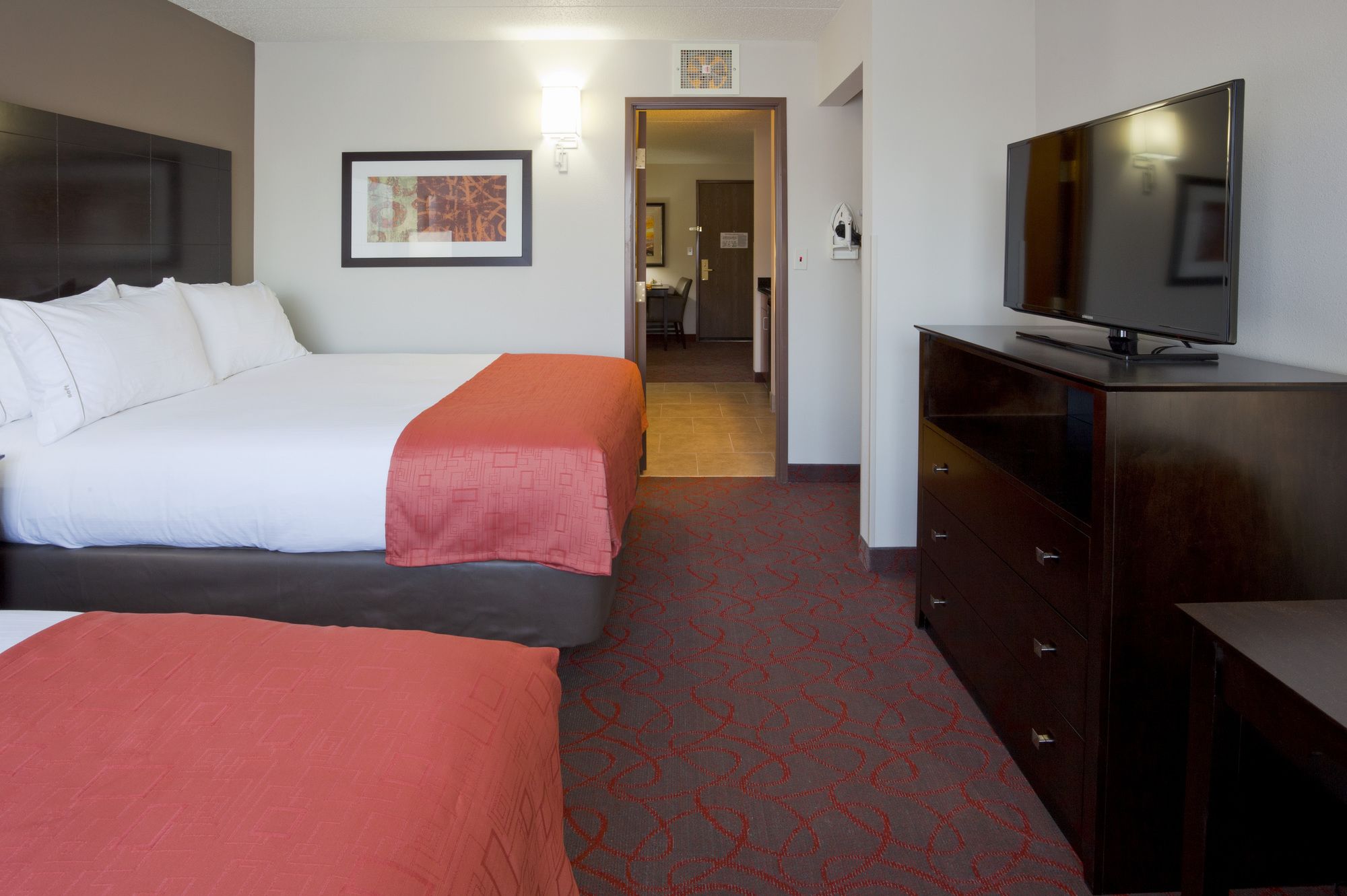 Holiday Inn Express & Suites Bloomington - Minneapolis Airport Area West