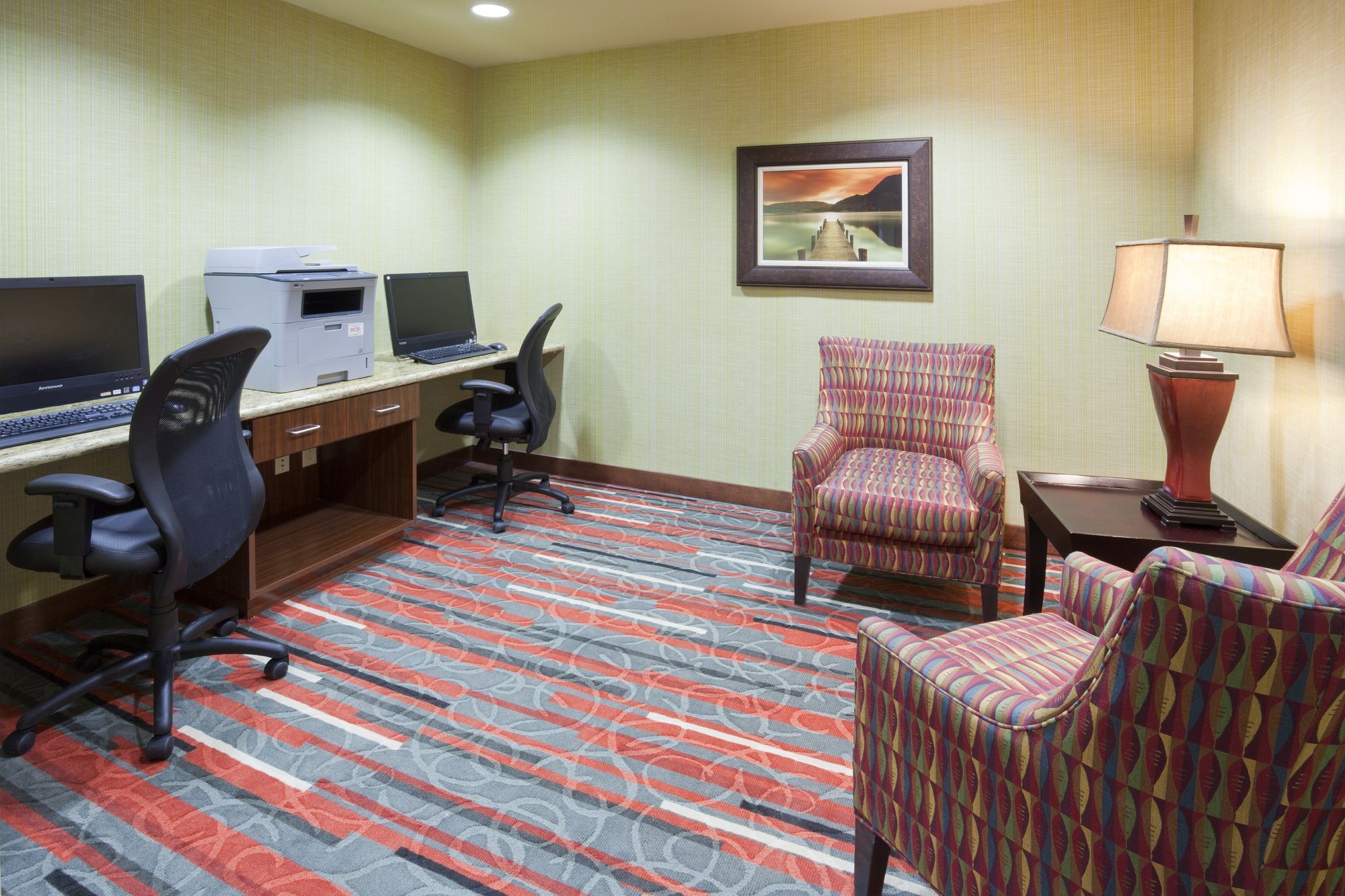 Holiday Inn Express & Suites Bloomington - Minneapolis Airport Area West