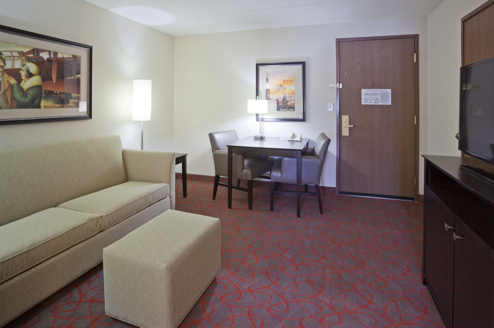 Holiday Inn Express & Suites Bloomington - Minneapolis Airport Area West