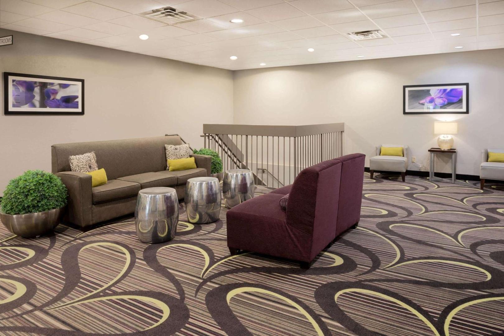 La Quinta Inn & Suites by Wyndham Minneapolis Bloomington W