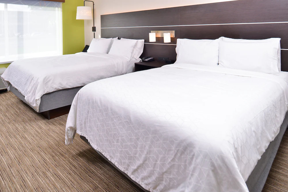 Holiday Inn Express & Suites Mall of America