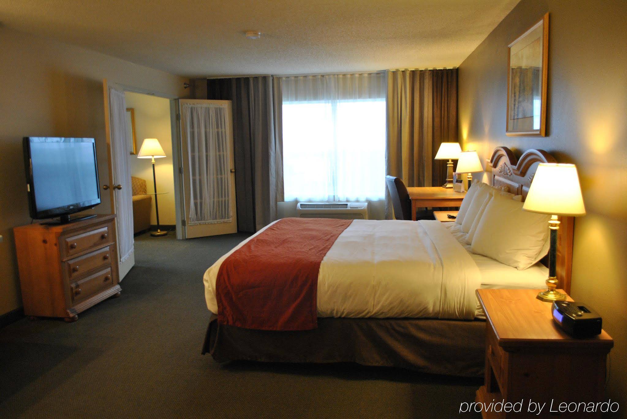 Country Inn & Suites by Radisson, Buffalo, MN