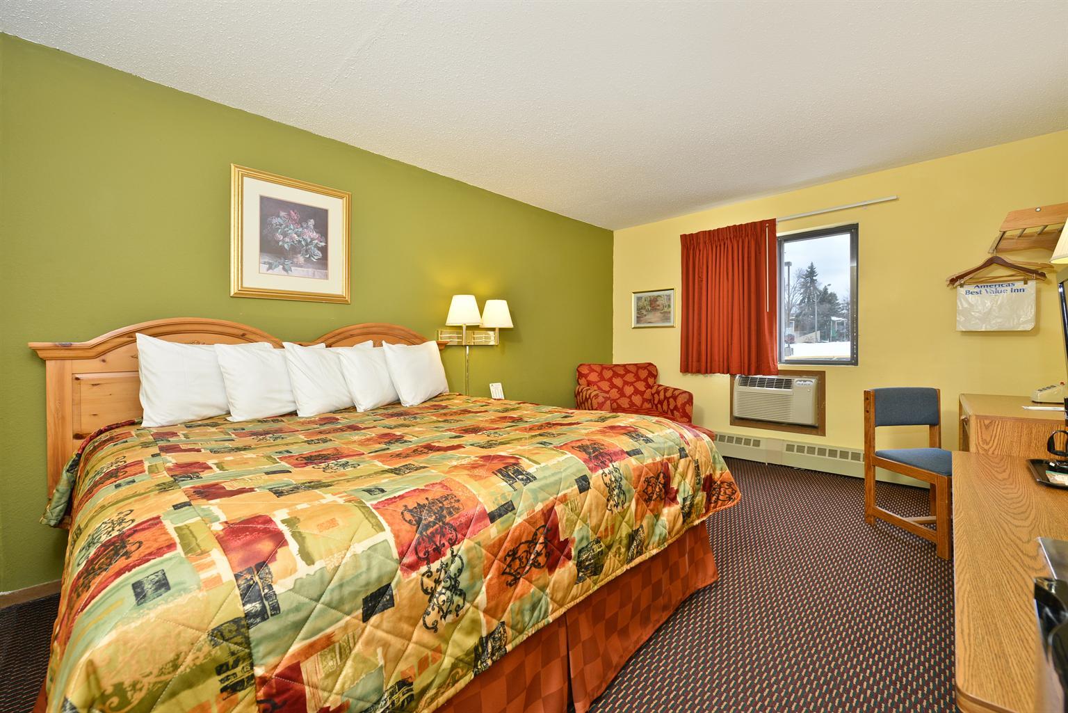 Burnsville Inn & Suites