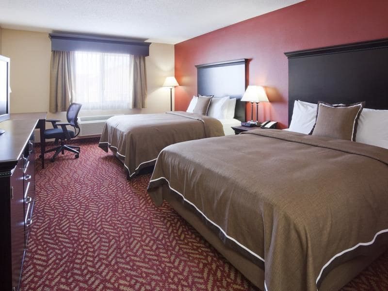 GrandStay Hotel & Suites Cambridge
