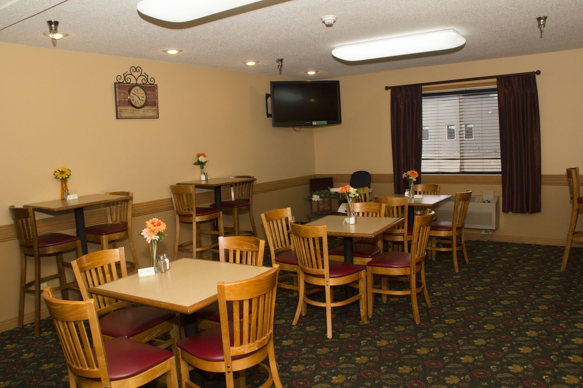 GrandStay Hotel & Suites Cambridge