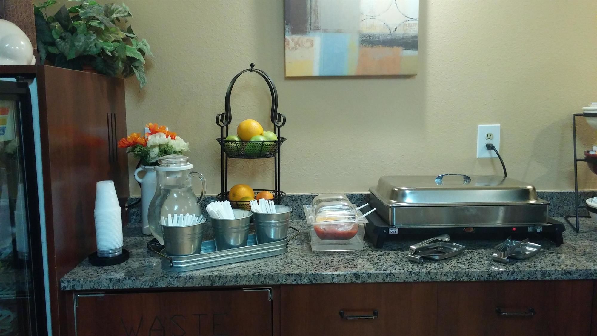 GrandStay Hotel & Suites Cambridge