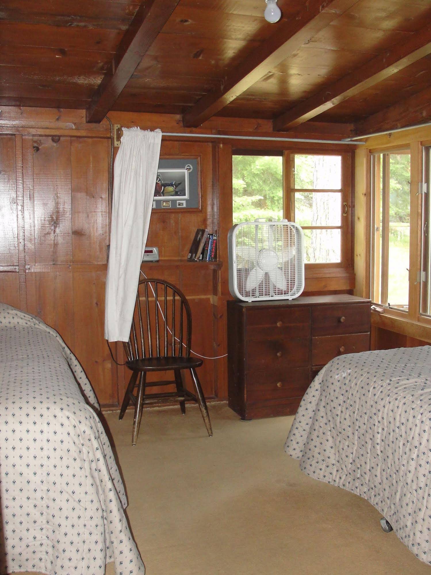 Pine Point Lodge Resort & Motel