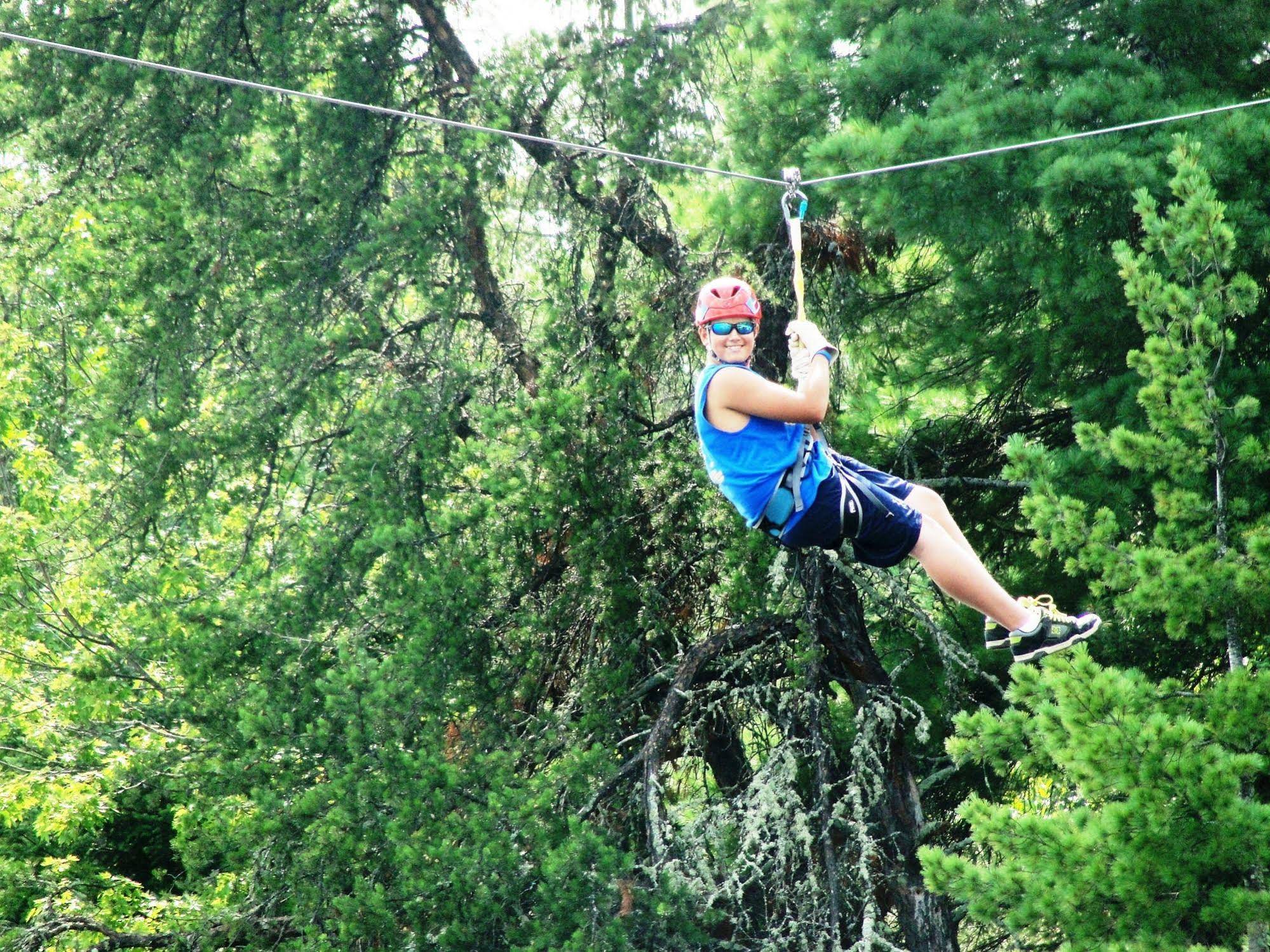 Pine Point Lodge Resort & Motel