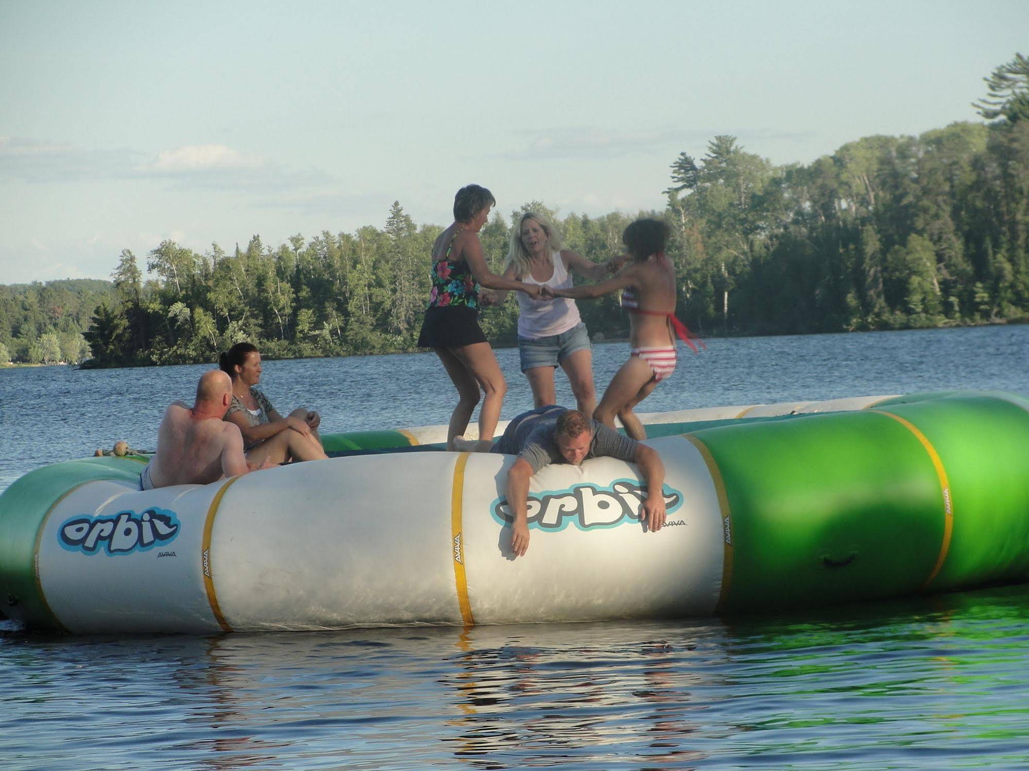 Pine Point Lodge Resort & Motel