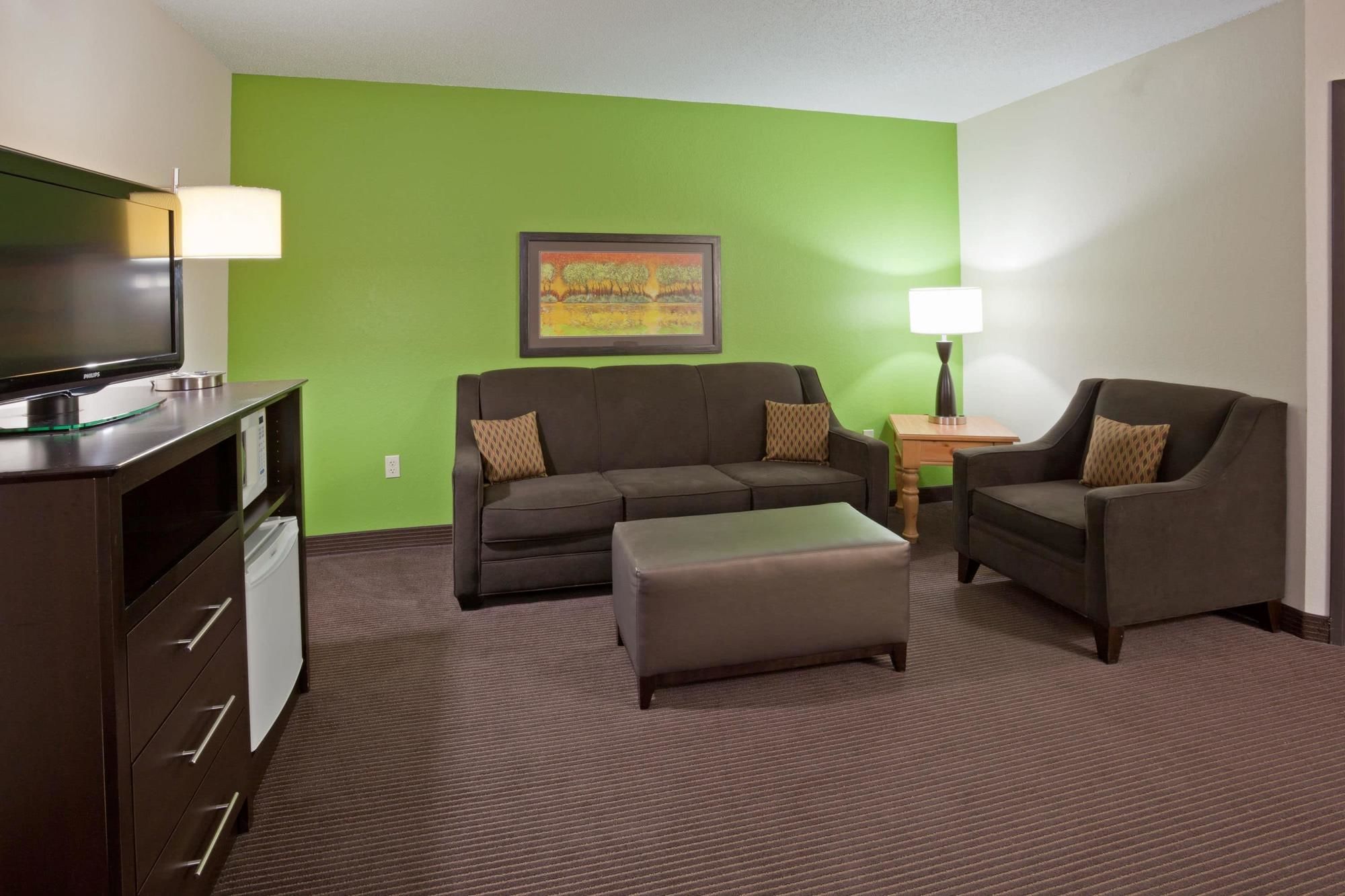 AmericInn by Wyndham Crookston U of M Crookston