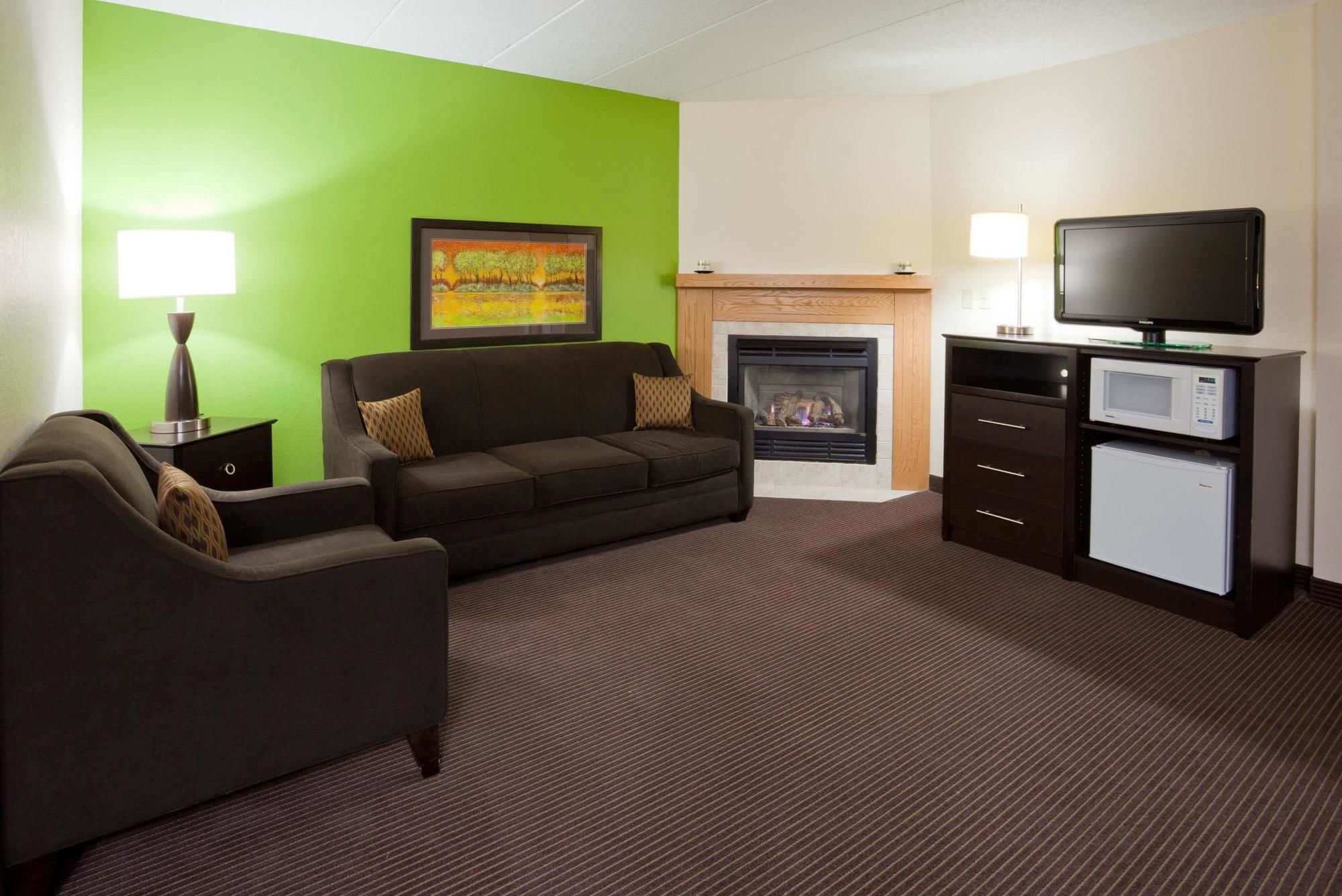 AmericInn by Wyndham Crookston U of M Crookston