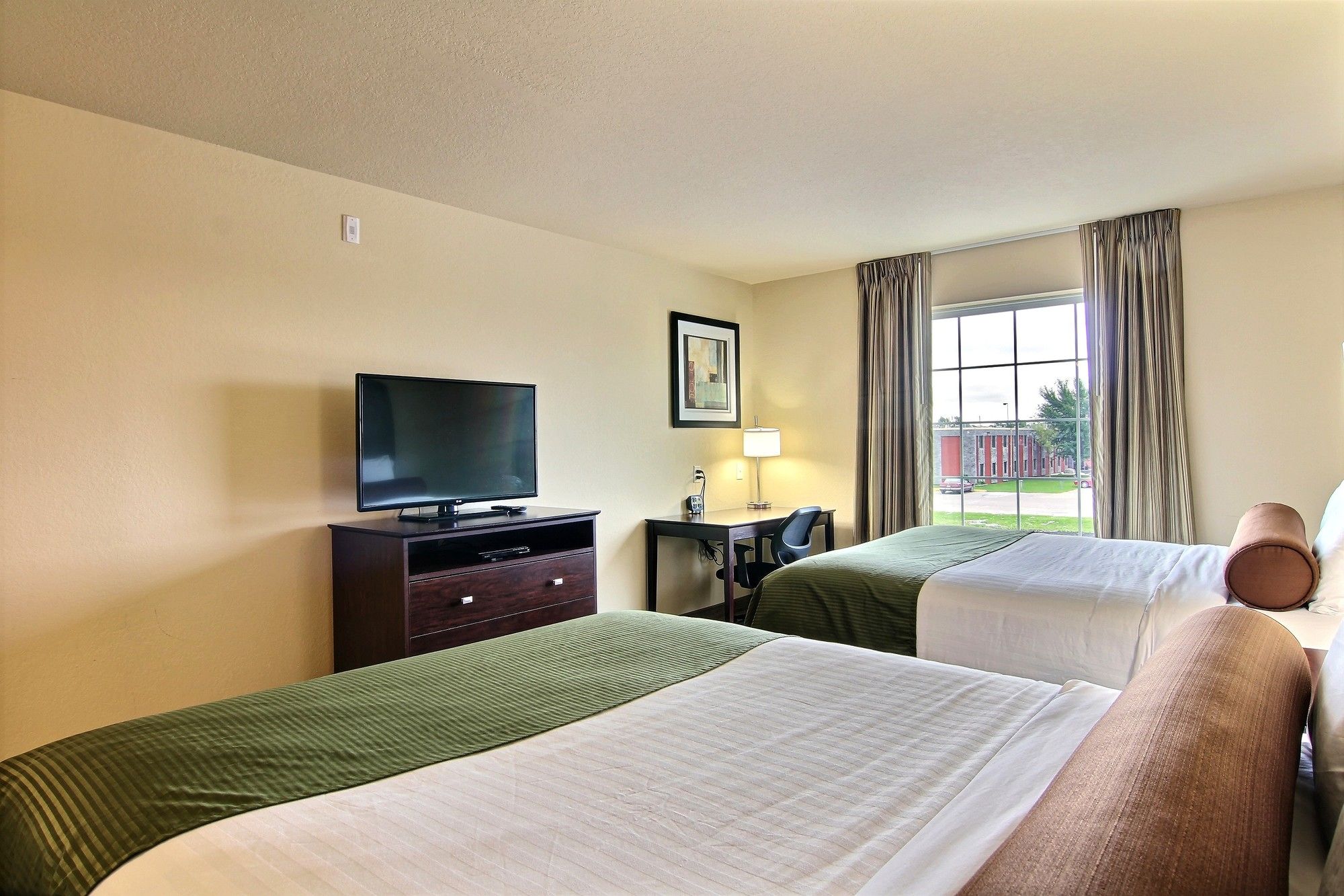 AmeriVu Inn & Suites Crookston