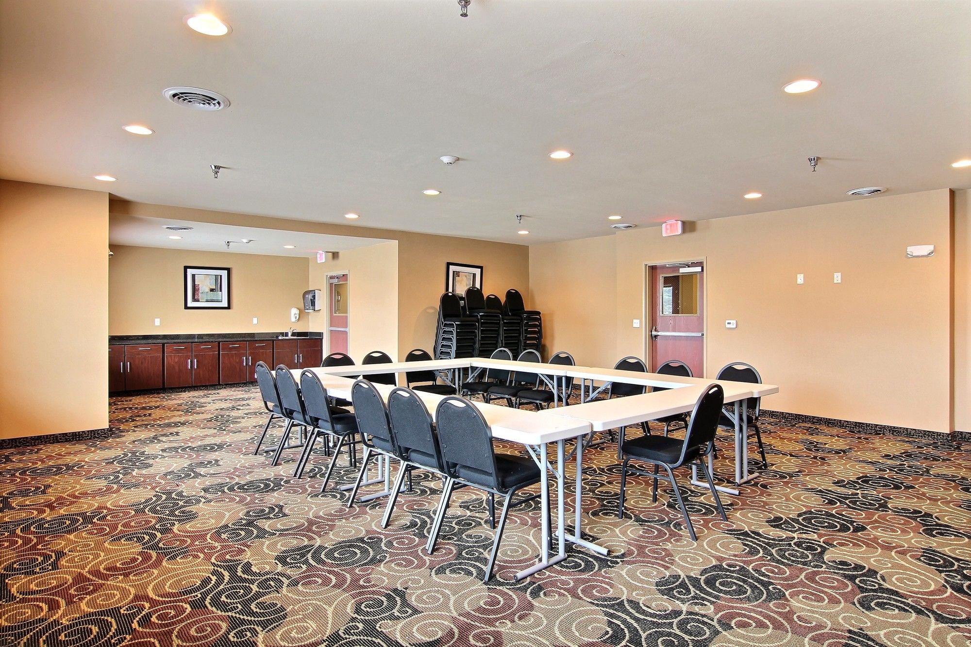 AmeriVu Inn & Suites Crookston