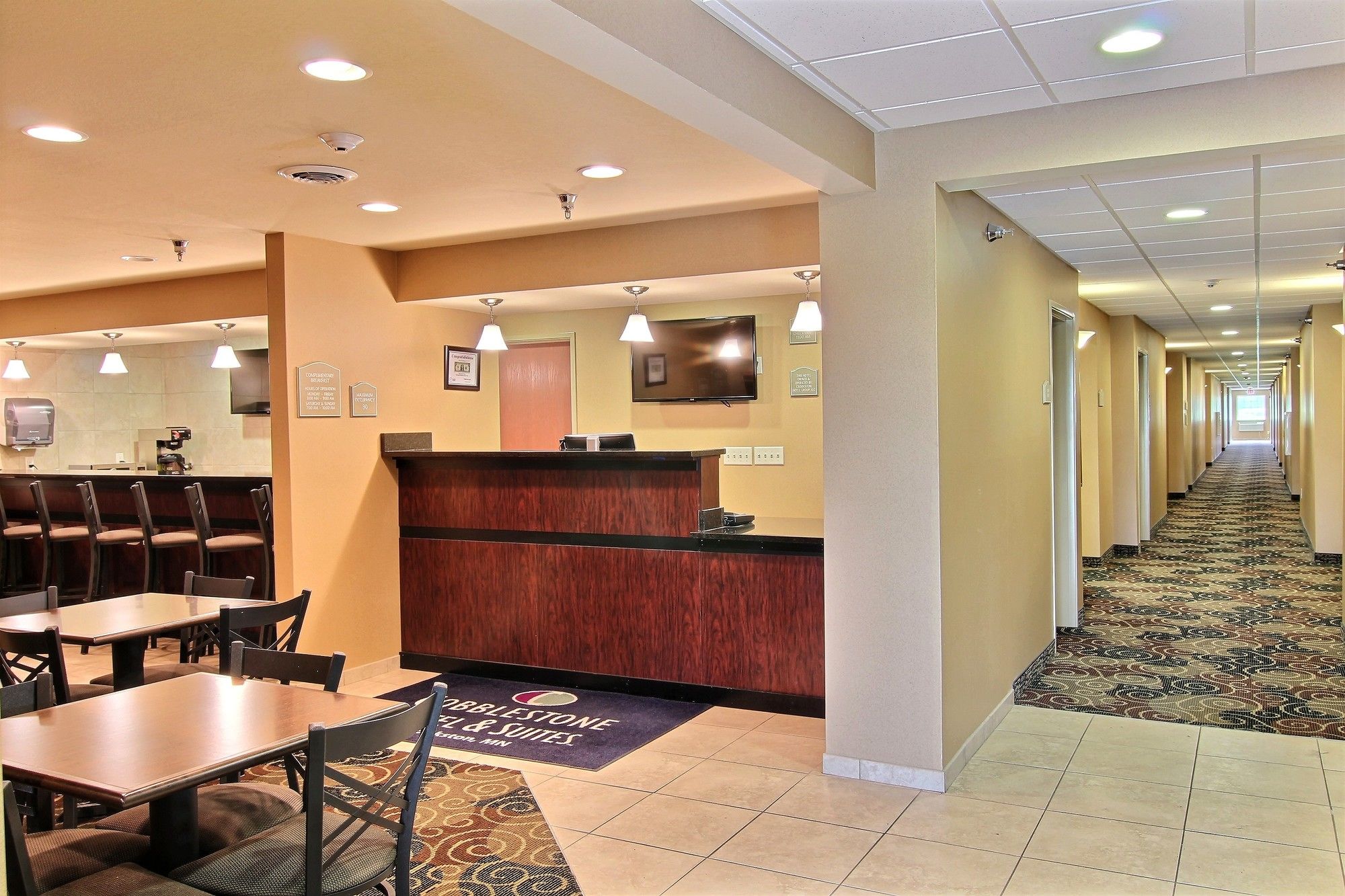 AmeriVu Inn & Suites Crookston