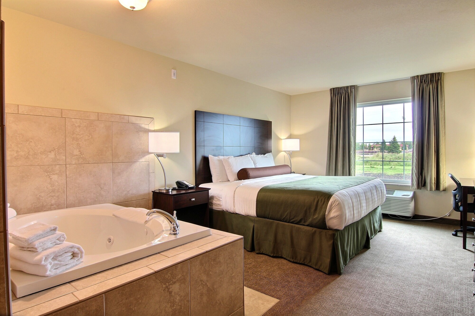 AmeriVu Inn & Suites Crookston
