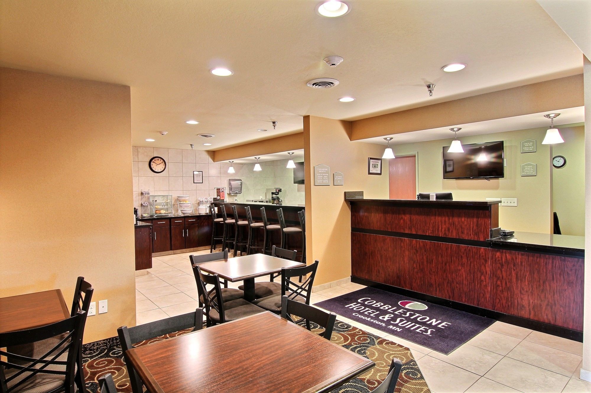 AmeriVu Inn & Suites Crookston