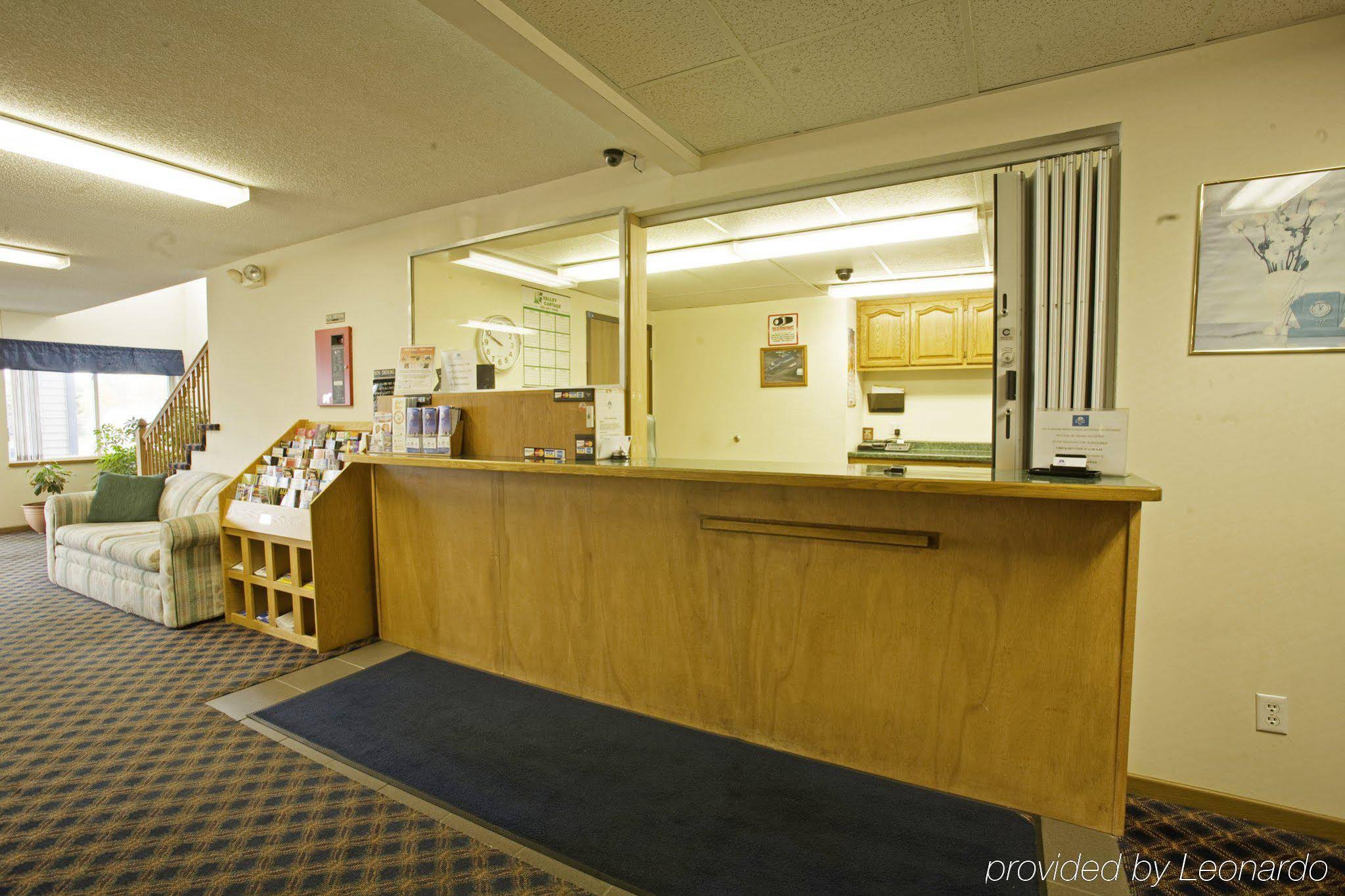 North Star Inn & Suites
