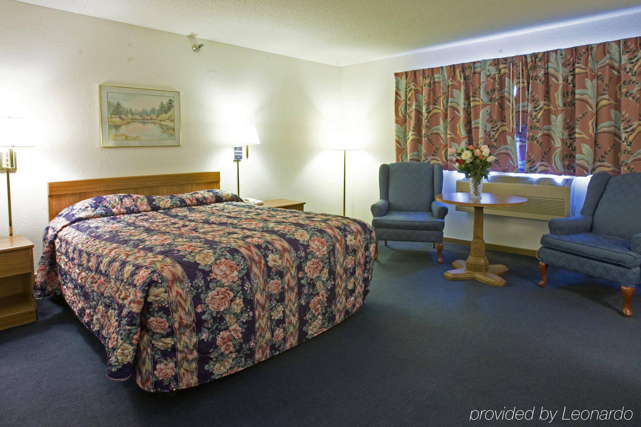 North Star Inn & Suites