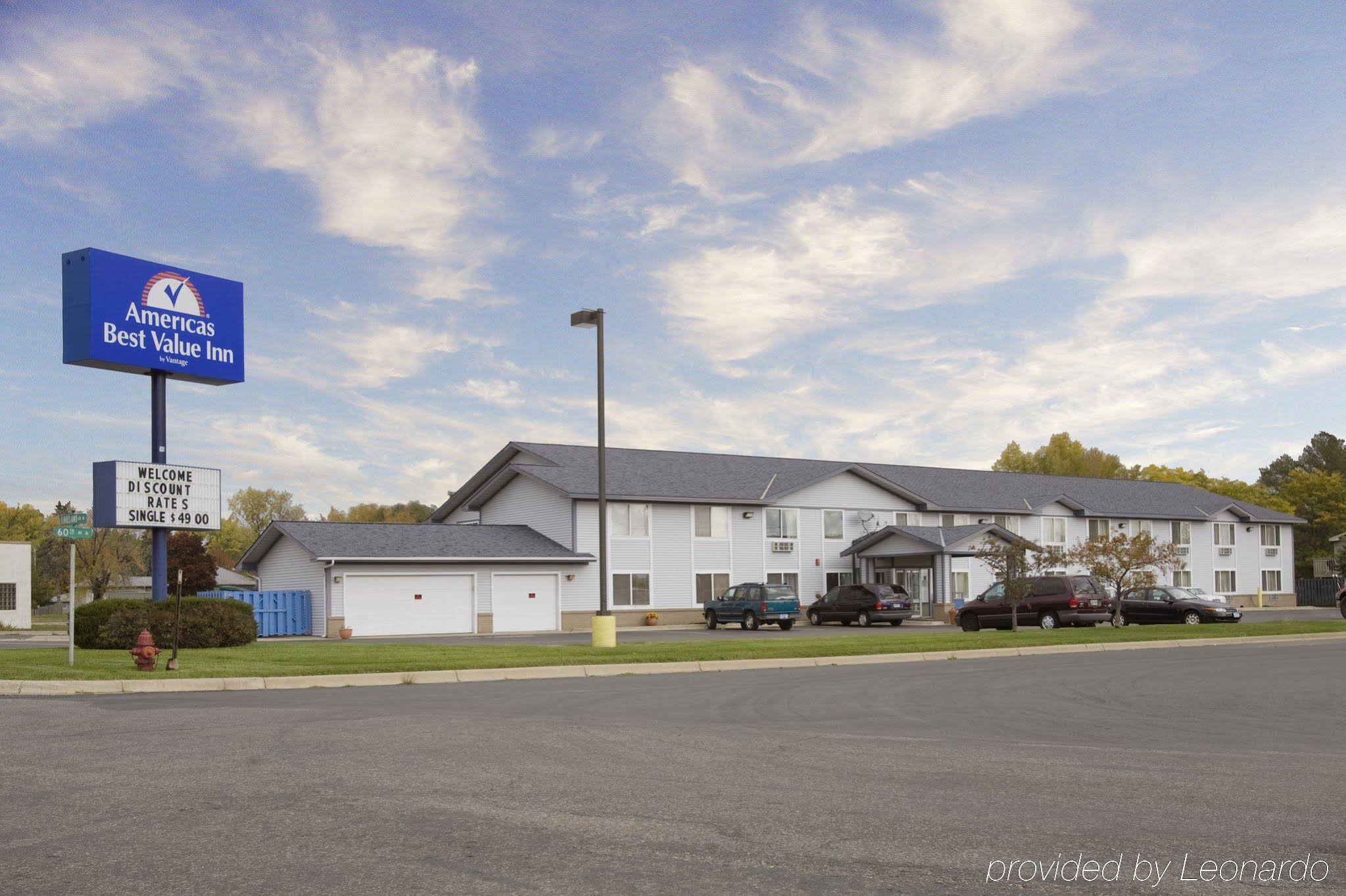 North Star Inn & Suites