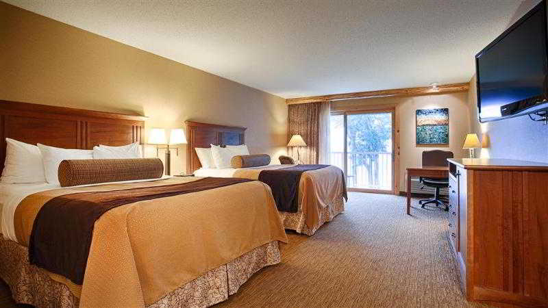Best Western Premier The Lodge On Lake Detroit