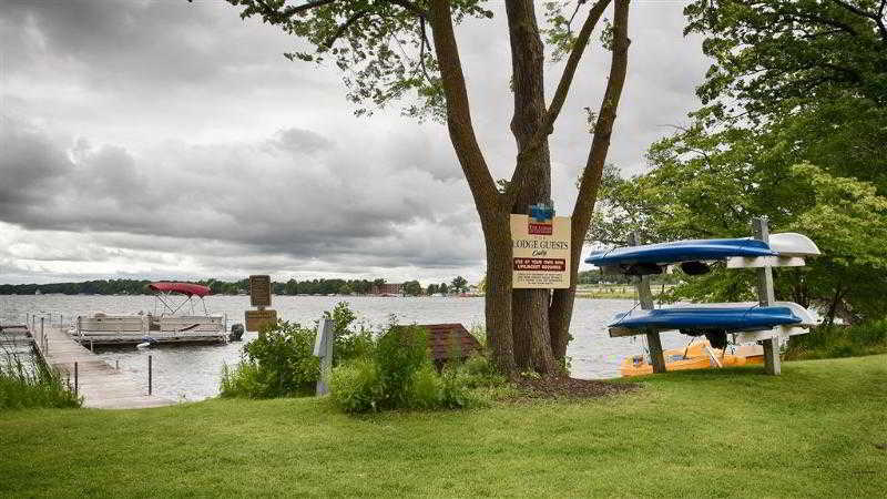Best Western Premier The Lodge On Lake Detroit