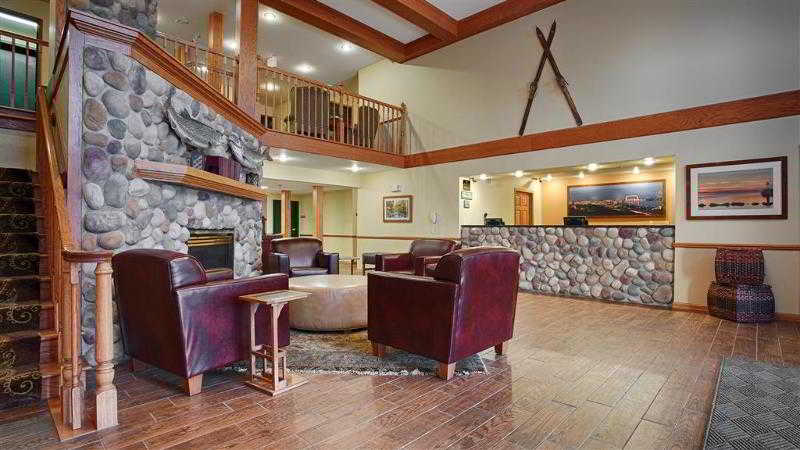 Duluth Inn & Suites Near Spirit Mountain